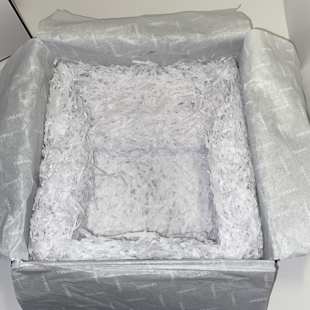 Chanel empty box - Picture 4 of 5